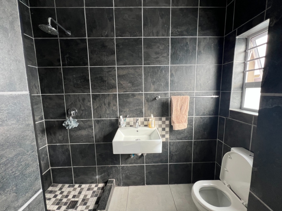 4 Bedroom Property for Sale in Vredenburg Western Cape